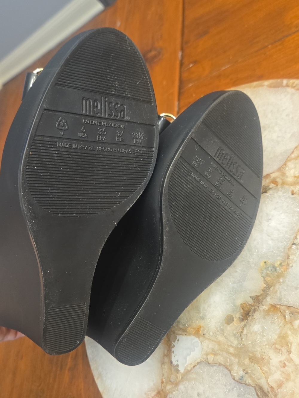 Nib Melissa Black Peep-Toe Wedge Heels with Gold Accent Size 6 - Picture 5 of 7